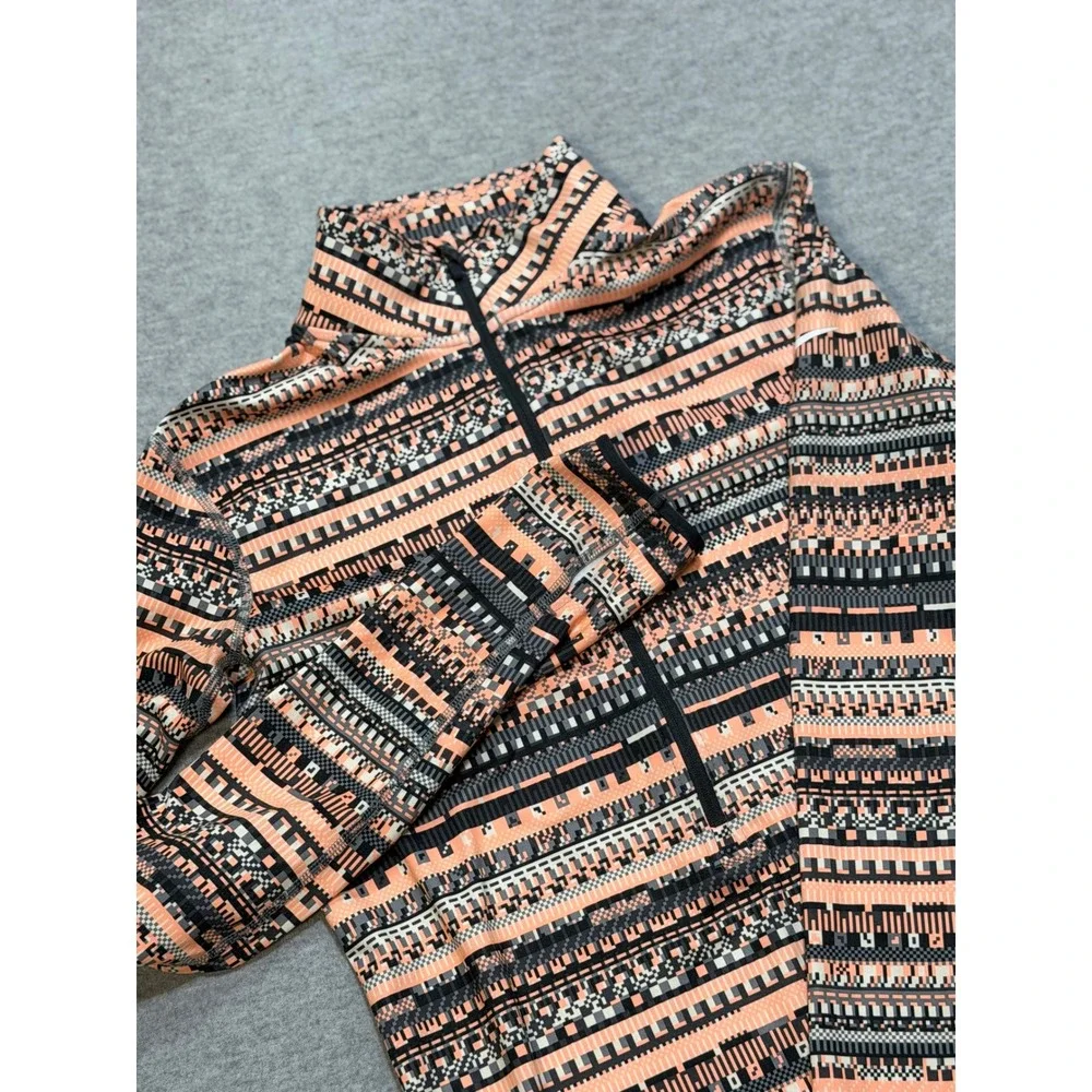 Nike Pro Dri-FIT Womens Medium 1/2 Zip Long Sleeve Running Jacket Pixel Aztec